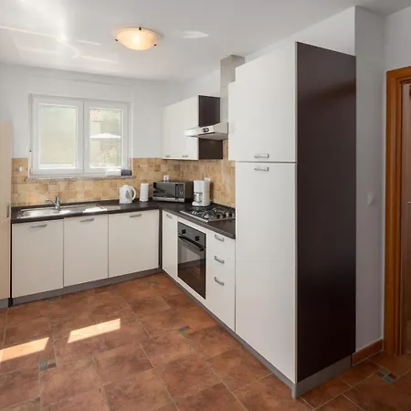 Milena Apartment Porec
